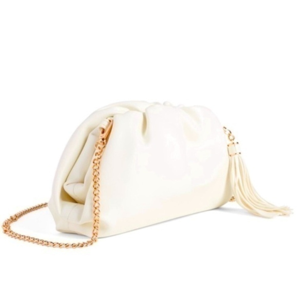 Understated began leather crescent clutch purse with chain ,Tasso and dust bag - Picture 2 of 9
